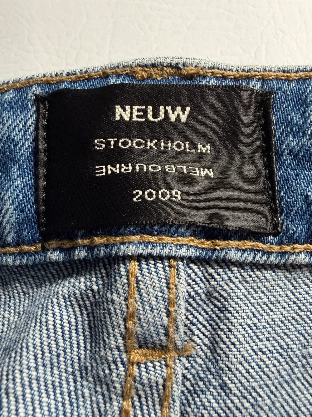 Neuw Stockholm Blue Denim Ray Tapered Jeans Size 34 x 34